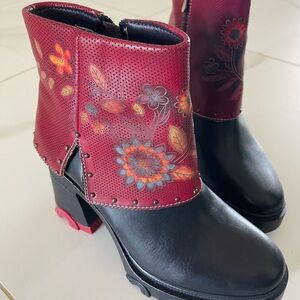 L’Artiste by Spring Step Floral Ankle Boots – Size 39 - US 8